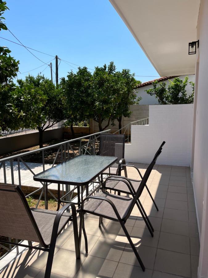 Koulouras Holiday Apartments Nikoléika Kültér fotó